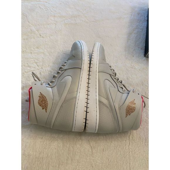 Air Jordan 1 Retro High Nouvea main image 8